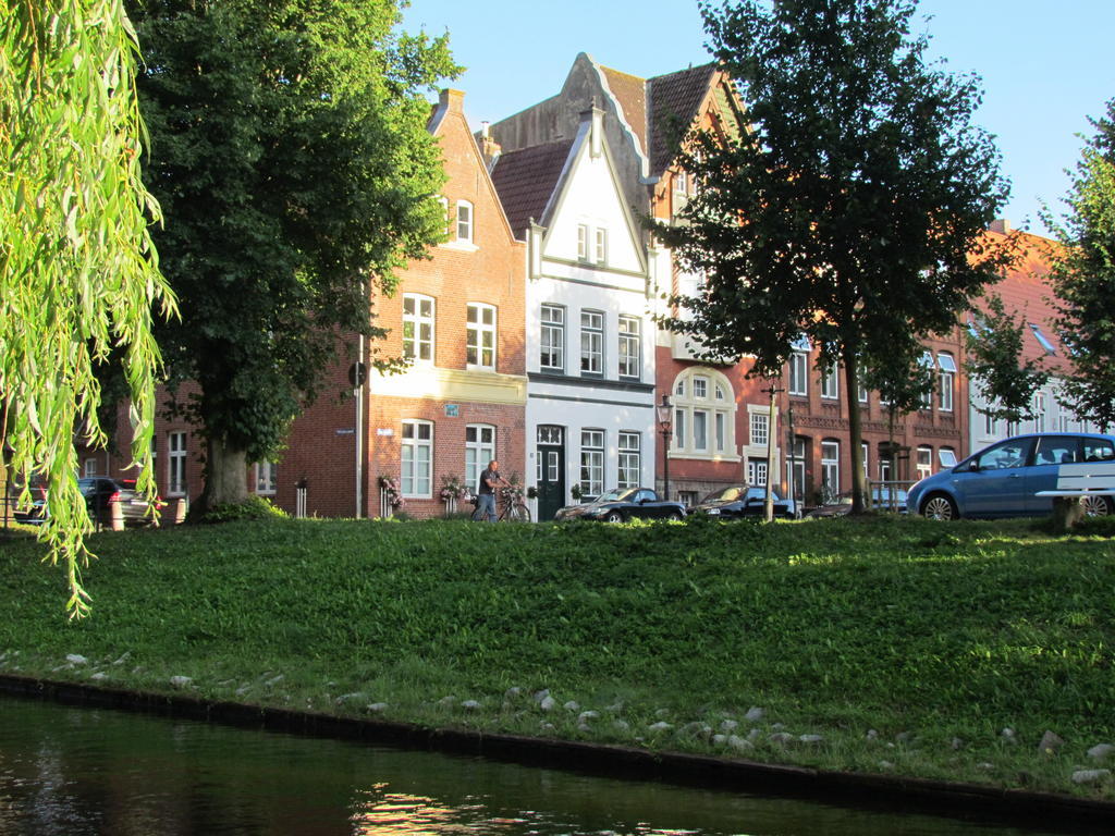 Apartments Im Froschhaus Mit Fruehstueckskuechen Фридрихщат Екстериор снимка